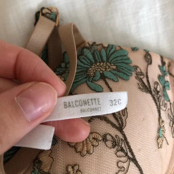 gorgeous bralette - Picture 4 of 4